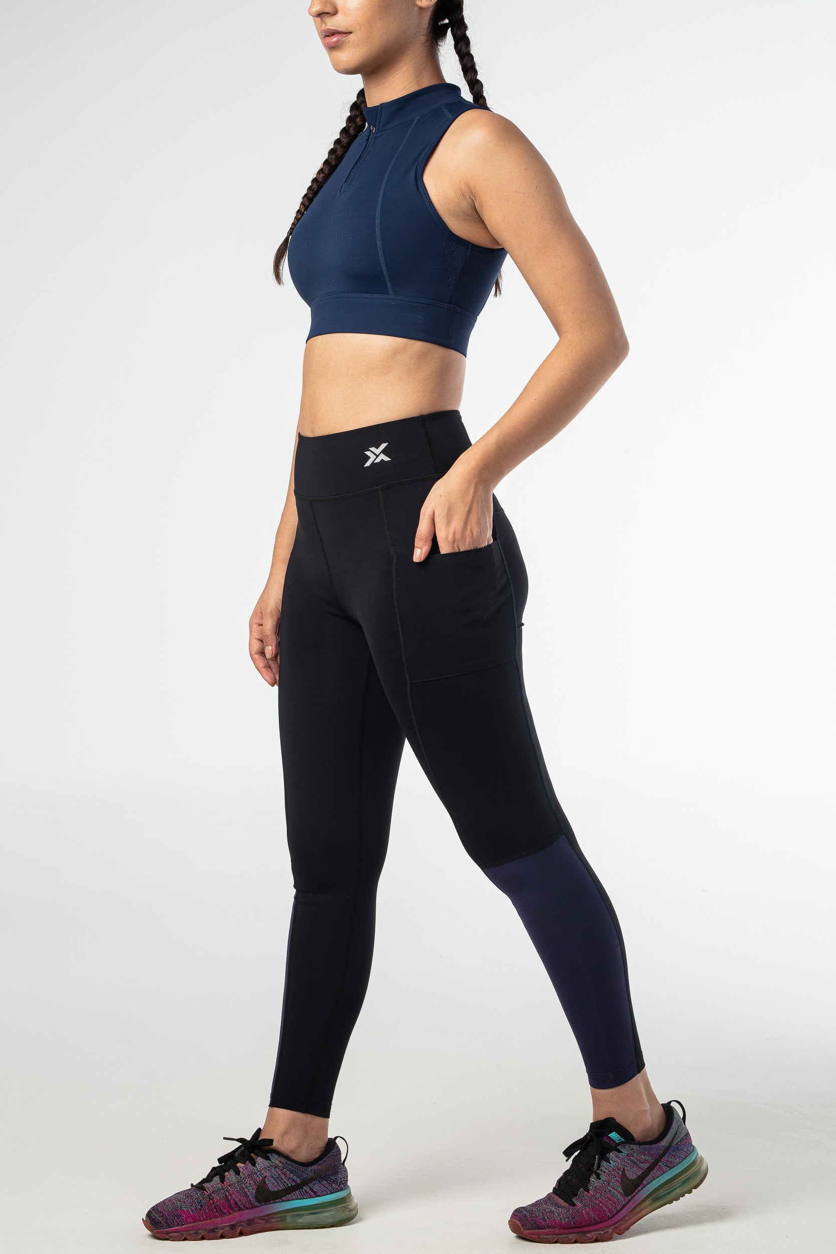 Elevate Two-Tone Leggings - Black and Dark Navy